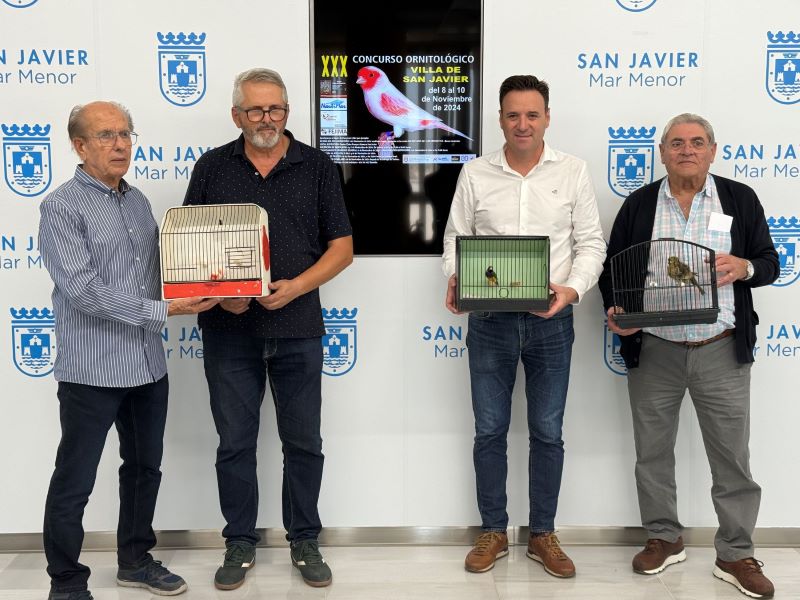 El XXX Concurso Ornitológico Villa de San Javier atrae a más de 1000 ejemplares de los mejores canarios de España 